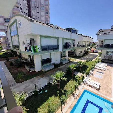 Plt Daireleri 3 Odali Buyuk Daire 公寓 *